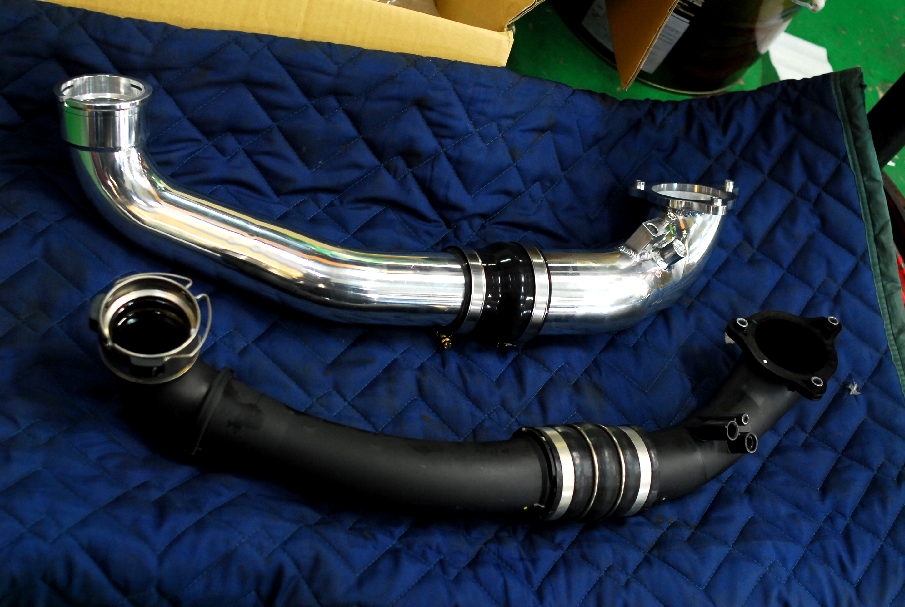 純正フロントパイプ B58エンジン Stock BMW Downpipe (B58) OEM 